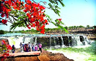 And waterfall ... | अन् धबधबा खळाळला... And waterfall ... | अन् धबधबा खळाळला...