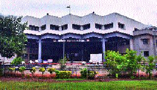 The allegation of the selection of the Education Committee has been started | शिक्षण समितीची निवडप्रक्रिया सुरू करण्यात आल्याचा आरोप