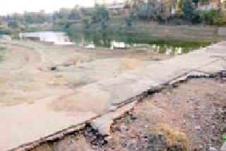 Pangoli's disturbance will be removed? | पांगोळीची दुरवस्था कधी दूर होणार? Pangoli's disturbance will be removed? | पांगोळीची दुरवस्था कधी दूर होणार?