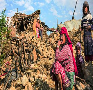 Pune's 16 mountaineers have been released | पुण्याच्या १६ गिर्यारोहकांची सुटका Pune's 16 mountaineers have been released | पुण्याच्या १६ गिर्यारोहकांची सुटका