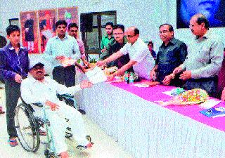 Guidance Camp by the Disabled Mahamandal | अपंग महामंडळातर्फे मार्गदर्शन शिबिर Guidance Camp by the Disabled Mahamandal | अपंग महामंडळातर्फे मार्गदर्शन शिबिर