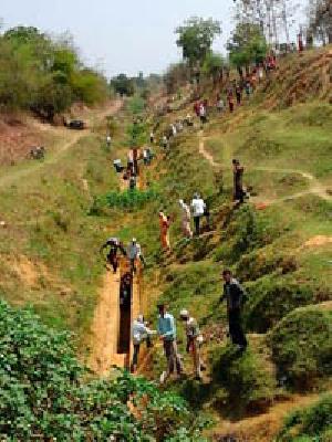 Canal Correction: | कालव्यांची दुरूस्ती :