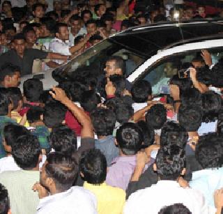 The night of the fiercely night of the sea! | समुद्राच्या लाटांनी उसळलेली वैऱ्याची रात्र!