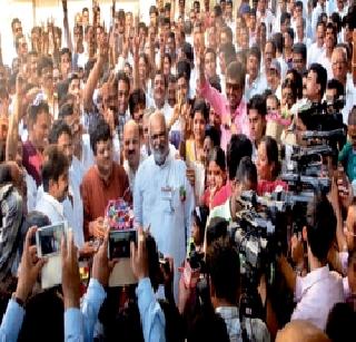 Co-op panel wins in Mumbai Bank | मुंबई बँकेत सहकार पॅनेलचा विजय