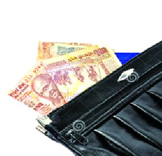 Book of Savva Lakha in unrivaled bag | बेवारस बॅगेत सव्वा लाखाचा ऐवज