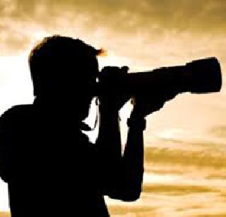 International Photographer became the normal boy | सामान्य मुलगा बनला इंटरनॅशनल फोटोग्राफर