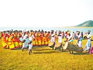 Old to that? | जुने ते गेले?