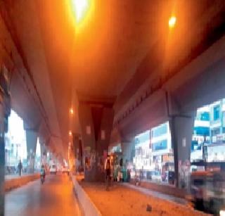 The light of the LED under the bridge of Panvel | पनवेलच्या पुलाखाली एलईडीचा उजेड The light of the LED under the bridge of Panvel | पनवेलच्या पुलाखाली एलईडीचा उजेड