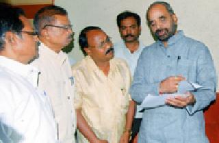 Tribal Federation's Union Ministers | आदिवासी फेडरेशनचे केंद्रीय मंत्र्यांना निवेदन Tribal Federation's Union Ministers | आदिवासी फेडरेशनचे केंद्रीय मंत्र्यांना निवेदन