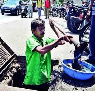 Crime against superintendent engineer | अधीक्षक अभियंत्यासह ठेकेदाराविरुद्ध गुन्हा