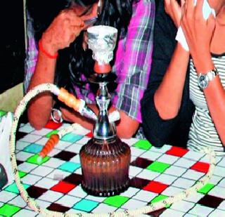 HookaParlar parking place! | पार्किंगच्या जागेवर हुक्कापार्लर!