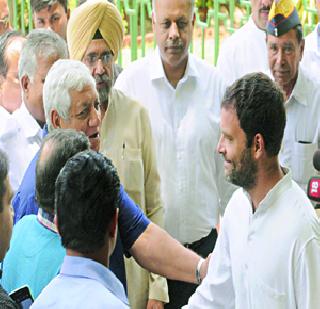 Pressure on the government | सरकारवर आणणार दबाव Pressure on the government | सरकारवर आणणार दबाव