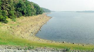 Conflict in projects | प्रकल्पांत ठणठणाट