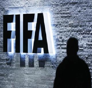 Bribery FIFA officers arrested, FBI and Swiss administration action | लाचखोर फिफा अधिका-यांना अटक, एफबीआय व स्विस प्रशासनाची कारवाई