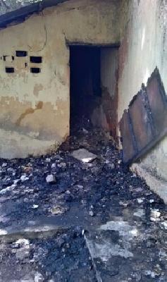 Fire in the premises of the city police station | शहर पोलीस ठाण्याच्या आवारात आग