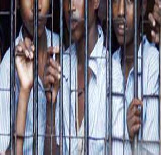 Six children fled from the child's bedroom | नगरमध्ये बालसुधारगृहातून सहा मुले पळाली Six children fled from the child's bedroom | नगरमध्ये बालसुधारगृहातून सहा मुले पळाली