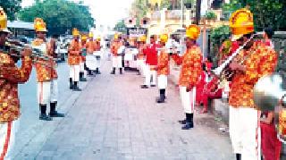 Shower flowers out of spring | बहारों फूल बरसाओ...