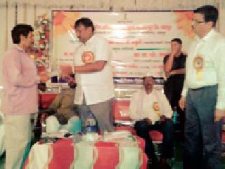 Mallakham demonstration: | मलखांब प्रात्यक्षिक :