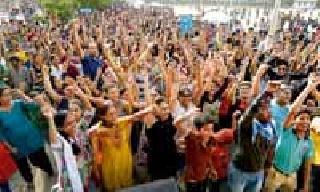 Bullam Tu ... Desi Musami ... Prajakta Songs 'Dhamal' | बलम तू...देसी मुसामी...प्राजक्ताच्या गाण्यांची ‘धमाल’