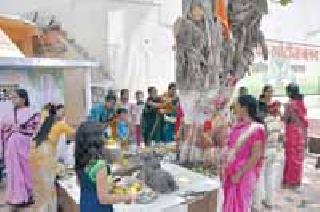 Watpournima worship ... | वटपौेर्णिमा पूजन ... Watpournima worship ... | वटपौेर्णिमा पूजन ...