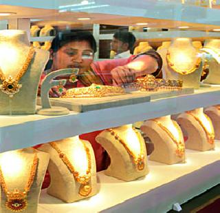 Gold prices fall to month low; Silver cheap | सोन्याचा भाव महिन्याच्या नीचांकावर; चांदीही स्वस्त Gold prices fall to month low; Silver cheap | सोन्याचा भाव महिन्याच्या नीचांकावर; चांदीही स्वस्त