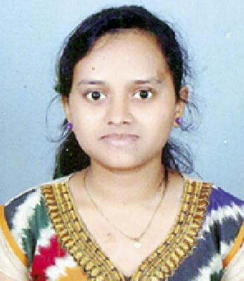 First in Rohini Mulmule and Pallavi Kiram district | रोहिणी मुलमुले व पल्लवी किरमे जिल्ह्यात प्रथम