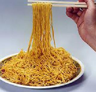 Seven companies will examine the samples of noodles | सात कंपन्यांच्या नूडल्सचे नमुने तपासणार