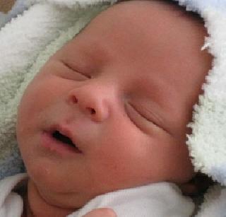 The baby is born from the frozen uterus | गोठविलेल्या गर्भाशयातून बाळाचा जन्म The baby is born from the frozen uterus | गोठविलेल्या गर्भाशयातून बाळाचा जन्म