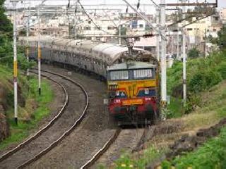 Shuffle in Railway Tatkal Times | रेल्वे तत्काऴ तिकिटांच्या वेऴेत फेरबदल