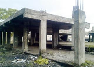 The construction of the cultural building remained unchanged | सांस्कृतिक भवन बांधकामाचा तिढा कायम