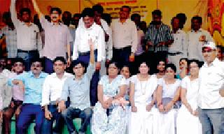 Health workers protest | आरोग्य कर्मचारी आंदोलनावर Health workers protest | आरोग्य कर्मचारी आंदोलनावर