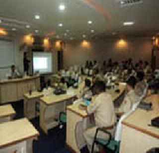 Police online | पोलीसही आॅनलाईन