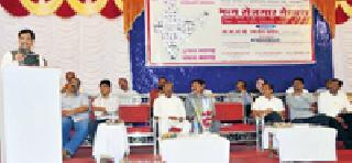 Students should develop skills in life | आयुष्य घडविण्यासाठी विद्यार्थ्यांनी कौशल्य आत्मसात करावे