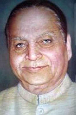 Babuji honored yesterday by the social program of blood donation | रक्तदानाच्या सामाजिक उपक्रमातून उद्या बाबूजींना आदरांजली