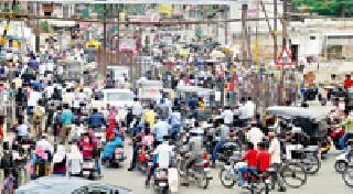 Flight Pool Hoyana Traffic Kondi Takeenna | उड्डाण पूल होईना वाहतूक कोंडी सुटेना