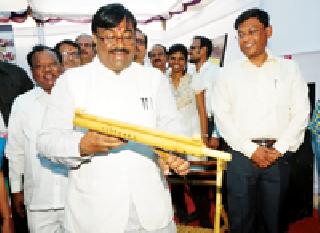 Stengan, but bamboo ... | स्टेनगन, पण बांबूची...