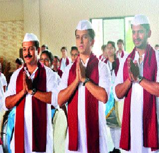 The noise of politicians ... | राजकारण्यांच्या धुळवडीचा आवाज... The noise of politicians ... | राजकारण्यांच्या धुळवडीचा आवाज...