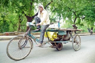 Cargo scooter: | मालवाहू स्कूटर :