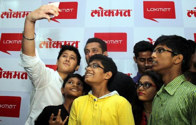 Lokmat's Chillar Party Salman | लोकमतच्या चिल्लर पार्टीत सलमान