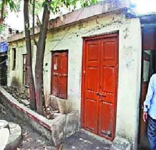 Sasson's closure closed; Dead body | ससूनमधील चौकी बंद; ताटकळले मृतदेह