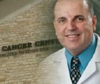 The 45-year-old is sentenced to a US doctor for chemotherapy, in the absence of cancer | कॅन्सर नसतानाही केमो देणा-या अमेरिकी डॉक्टरला ४५ वर्षांची शिक्षा The 45-year-old is sentenced to a US doctor for chemotherapy, in the absence of cancer | कॅन्सर नसतानाही केमो देणा-या अमेरिकी डॉक्टरला ४५ वर्षांची शिक्षा