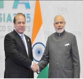 Modi-Sharif is not 'Kashmir' to meet! | मोदी-शरीफ भेटीत ‘काश्मीर’ नाही ! Modi-Sharif is not 'Kashmir' to meet! | मोदी-शरीफ भेटीत ‘काश्मीर’ नाही !