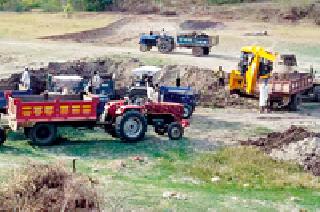 Kashir Takhar of Bahiram new form | बहिरमच्या काशी तलावाला नवे रूप