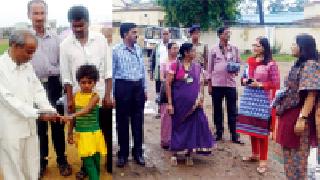 Found in 192 school children out of the district | जिल्हाभरात १९२ शाळाबाह्य मुले आढळले