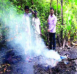 Dump beer bunker | गावठी दारूचे अड्डे उदध्वस्त