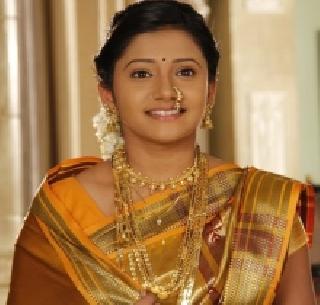 Actor Jui Gadkari threatens to kill | अभिनेत्री जुई गडकरीला जीवे मारण्याची धमकी