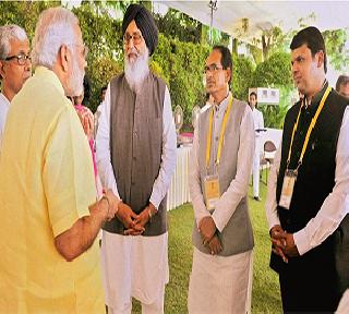 Congress chief minister lost 'Nitai' meeting | ‘नीती’ बैठकीला काँग्रेसच्या मुख्यमंत्र्यांचा खो!