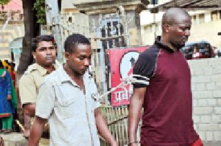 International bandit militant | आंतरराष्ट्रीय टोळी जेरबंद