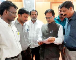 Ashram Shala worker without salary | आश्रमशाळा कर्मचारी वेतनाविना Ashram Shala worker without salary | आश्रमशाळा कर्मचारी वेतनाविना