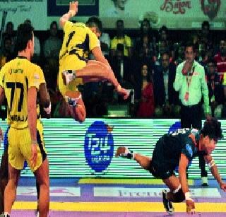 The last time Telugu batsmen have a great batting line-up against Bengal | अंतिम क्षणी तेलगूची बंगालविरुद्ध शानदार बाजी